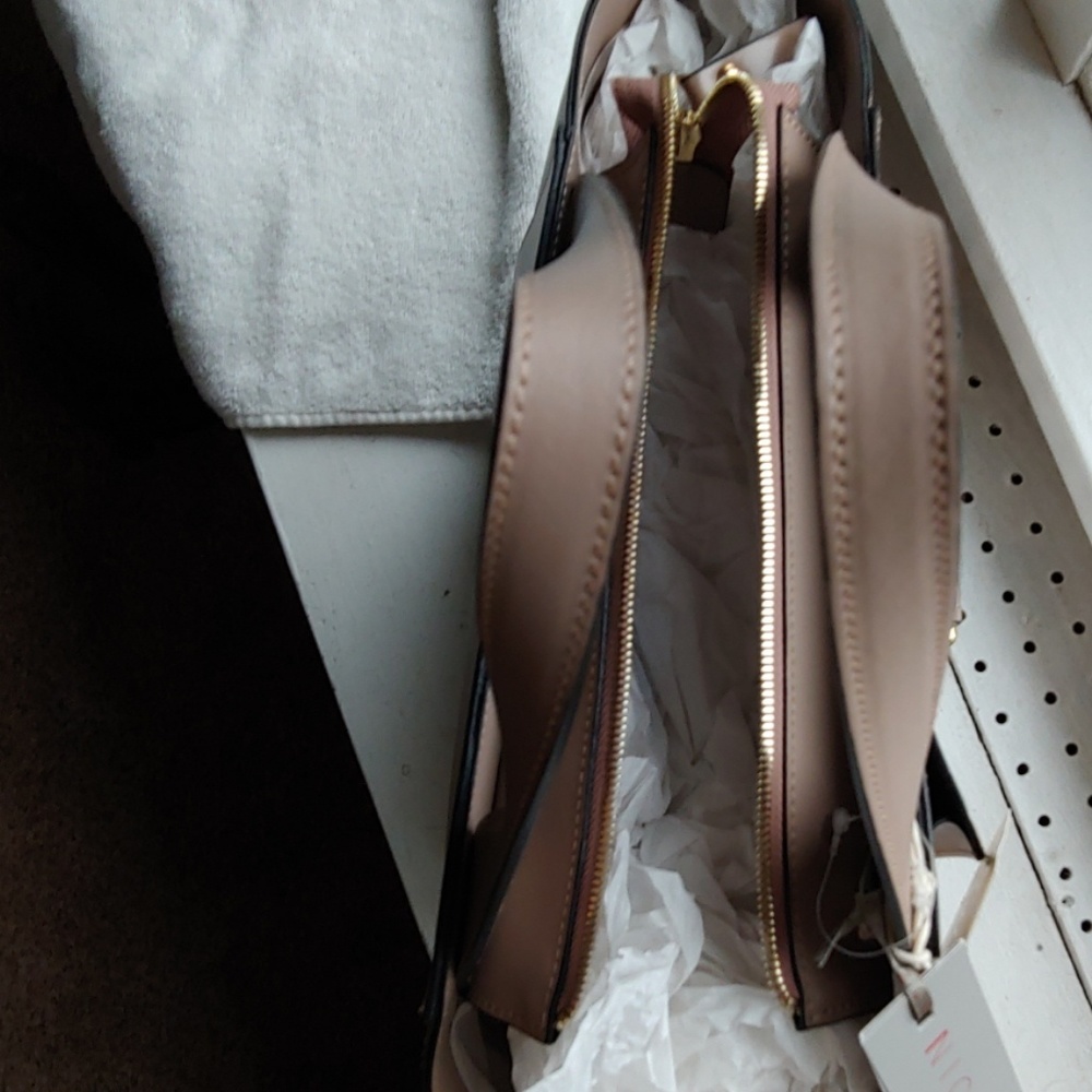 Purse - Picture 7 of 7
